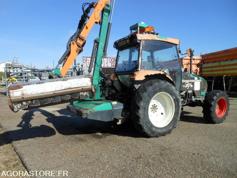 TRACTEUR AGRICOLE RENAULT ERGOS 446 (DD123) + DEBROUSSAILLEUSE 5M (MC123) - Traktor: bild 3 TRACTEUR AGRICOLE RENAULT ERGOS 446 (DD123) + DEBROUSSAILLEUSE 5M (MC123) - Traktor: bild 3