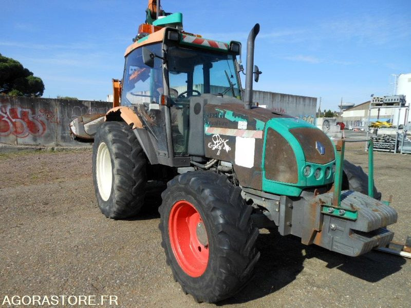 TRACTEUR AGRICOLE RENAULT ERGOS 446 (DD123) + DEBROUSSAILLEUSE 5M (MC123) - Traktor: bild 2 TRACTEUR AGRICOLE RENAULT ERGOS 446 (DD123) + DEBROUSSAILLEUSE 5M (MC123) - Traktor: bild 2