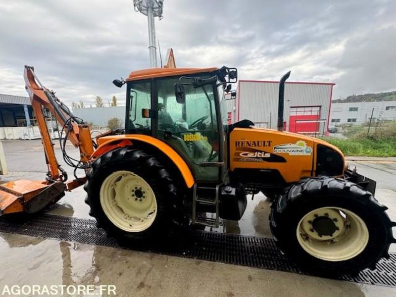 TRACTEUR RENAULT CELTIS - 2024 - 1400 h - Traktor: bild 2 TRACTEUR RENAULT CELTIS - 2024 - 1400 h - Traktor: bild 2