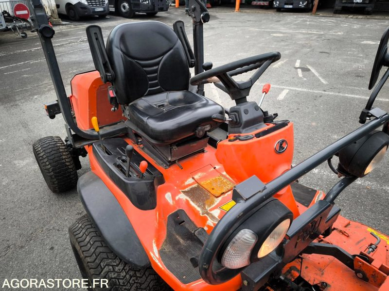 Tondeuse KUBOTA F3680 3688 heures 2013 - Gräsklippare: bild 2 Tondeuse KUBOTA F3680 3688 heures 2013 - Gräsklippare: bild 2