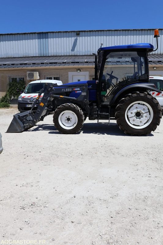 Tracteur Lovol M504 cabine avec équipements 111h 2023 - Traktor: bild 2 Tracteur Lovol M504 cabine avec équipements 111h 2023 - Traktor: bild 2