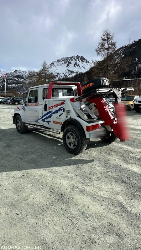 LAND ROVER DEFENDER Pick-up 2.4 Td4 4x4 122cv - Transportbil: bild 3 LAND ROVER DEFENDER Pick-up 2.4 Td4 4x4 122cv - Transportbil: bild 3