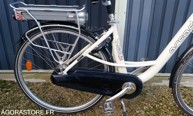 VELO ELECTRIQUE ARCADE EASY 28 NEXUS 7-36V 1601 Km 1ère MAIN (sans TVA) - Motorcykel: bild 3 VELO ELECTRIQUE ARCADE EASY 28 NEXUS 7-36V 1601 Km 1ère MAIN (sans TVA) - Motorcykel: bild 3