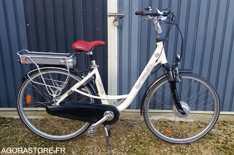 VELO ELECTRIQUE ARCADE EASY 28 NEXUS 7-36V 1601 Km 1ère MAIN (sans TVA) - Motorcykel: bild 1 VELO ELECTRIQUE ARCADE EASY 28 NEXUS 7-36V 1601 Km 1ère MAIN (sans TVA) - Motorcykel: bild 1