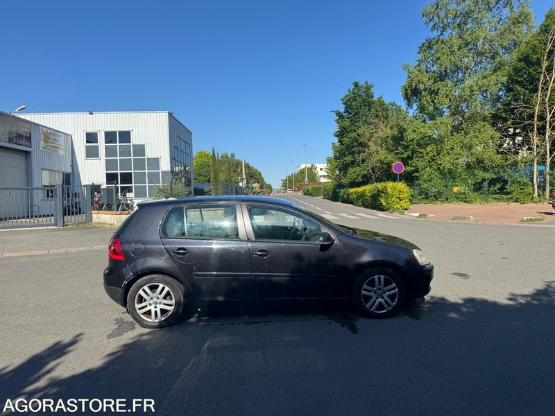 VOLKSWAGEN GOLF V 2.0 140 TDI - 210 000 KM - 2007 - Personbil: bild 5 VOLKSWAGEN GOLF V 2.0 140 TDI - 210 000 KM - 2007 - Personbil: bild 5