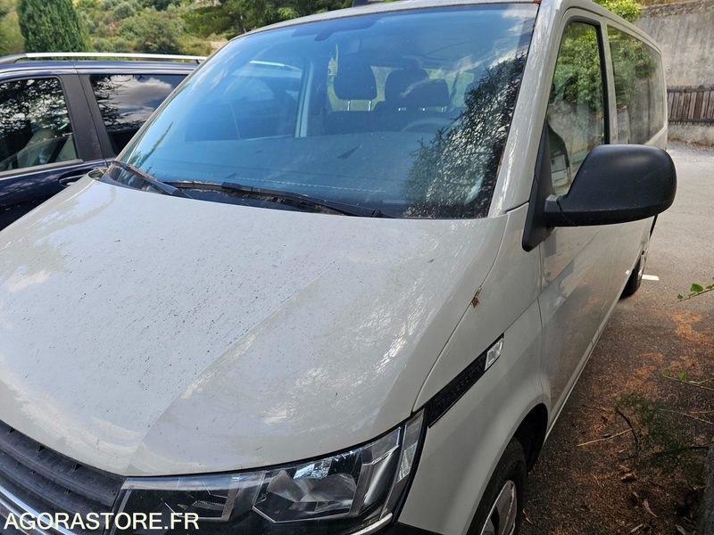 VOLKSWAGEN Transporter 9 Places - 2024 - 4000 KM - Minibuss, Persontransport: bild 2 VOLKSWAGEN Transporter 9 Places - 2024 - 4000 KM - Minibuss, Persontransport: bild 2