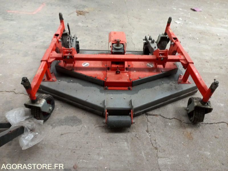 Coupe de tondeuse mulchng Morgneux TMC 150 fixation Kubota - Gräsklippare: bild 5 Coupe de tondeuse mulchng Morgneux TMC 150 fixation Kubota - Gräsklippare: bild 5