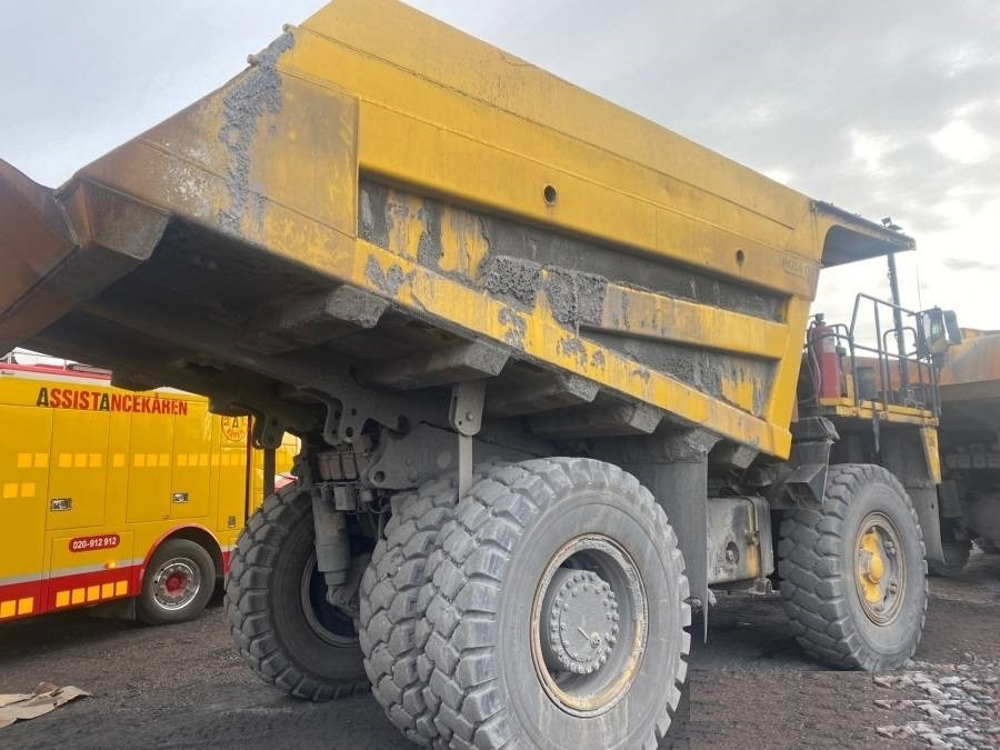 Komatsu HD405-7 - Terränggående truck: bild 2 Komatsu HD405-7 - Terränggående truck: bild 2