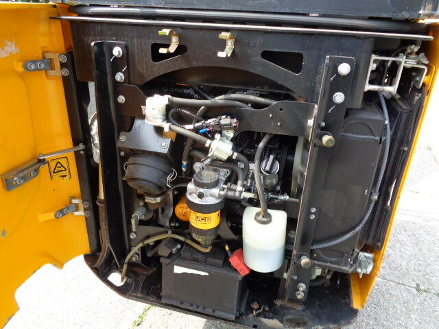 JCB 15C-1 - Minigrävmaskin: bild 2 JCB 15C-1 - Minigrävmaskin: bild 2