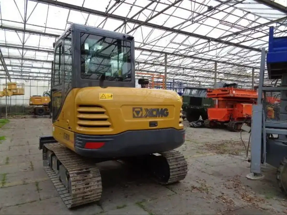 XCMG XE60DA - Bandgrävare: bild 2 XCMG XE60DA - Bandgrävare: bild 2