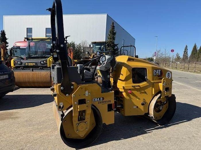 CAT CB4.0 - Asfaltvält: bild 3 CAT CB4.0 - Asfaltvält: bild 3