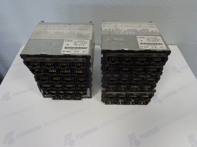Mercedes-Benz VDO Elektronik FMR,FR 0004462302, 0004462702, 00044638, 00044646 - Kontrollenhet för Lastbil: bild 1 Mercedes-Benz VDO Elektronik FMR,FR 0004462302, 0004462702, 00044638, 00044646 - Kontrollenhet för Lastbil: bild 1
