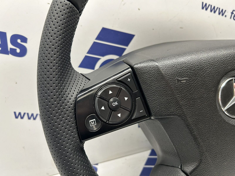 Mercedes-Benz refurbished steering wheel - Ratt för Lastbil: bild 3 Mercedes-Benz refurbished steering wheel - Ratt för Lastbil: bild 3