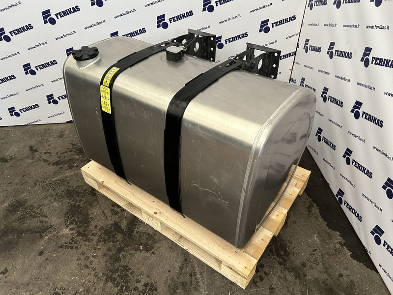 Renault 450L 710x690x1130 - Bränsletank för Lastbil: bild 3 Renault 450L 710x690x1130 - Bränsletank för Lastbil: bild 3