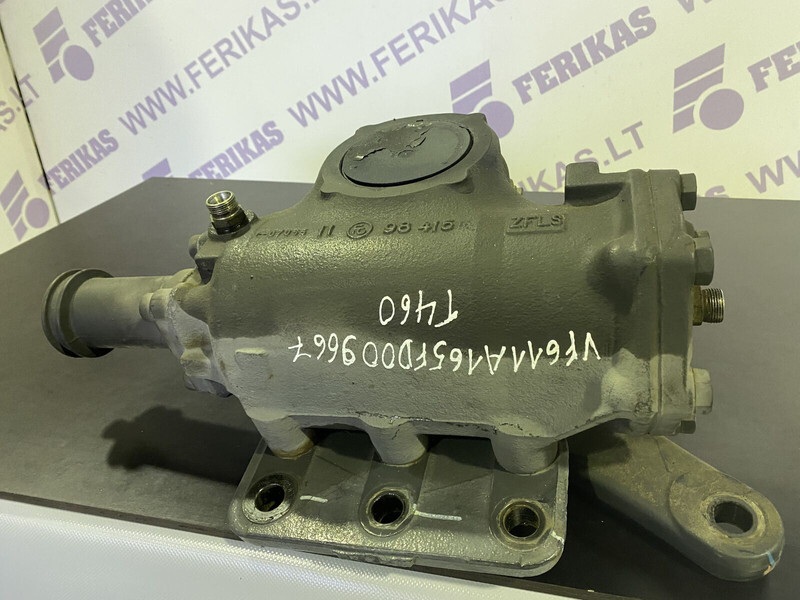 Renault T steering gear - Rattstång för Lastbil: bild 1 Renault T steering gear - Rattstång för Lastbil: bild 1