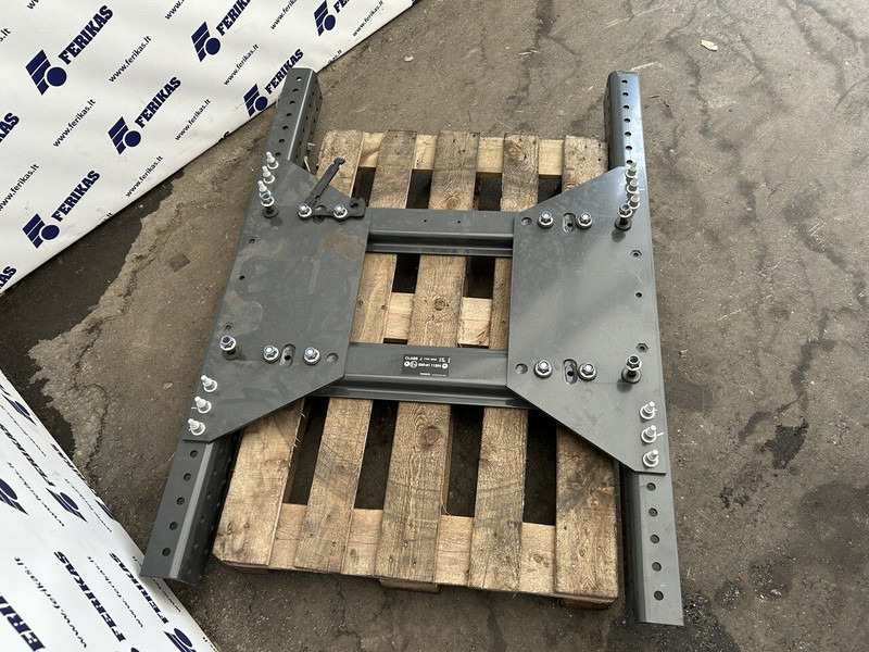 Volvo fifth wheel plate - Vändskivekoppling för Lastbil: bild 2 Volvo fifth wheel plate - Vändskivekoppling för Lastbil: bild 2