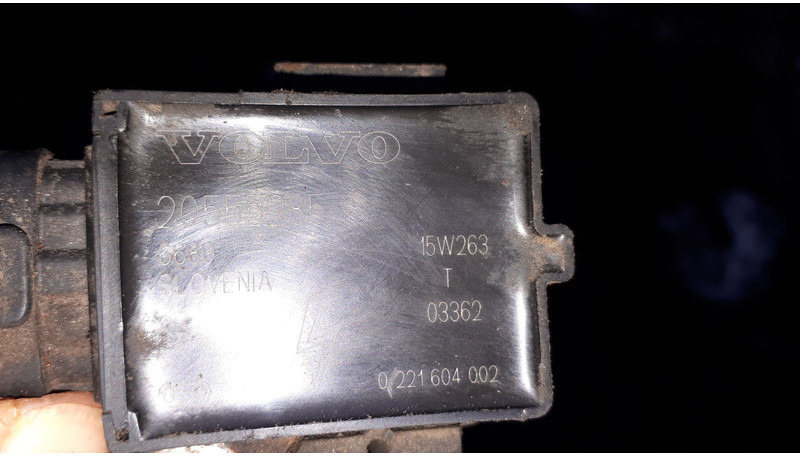 Bosch колпак свечи 15W263 катушка зажигания 08T199 - Motor och reservdelar: bild 4 Bosch колпак свечи 15W263 катушка зажигания 08T199 - Motor och reservdelar: bild 4