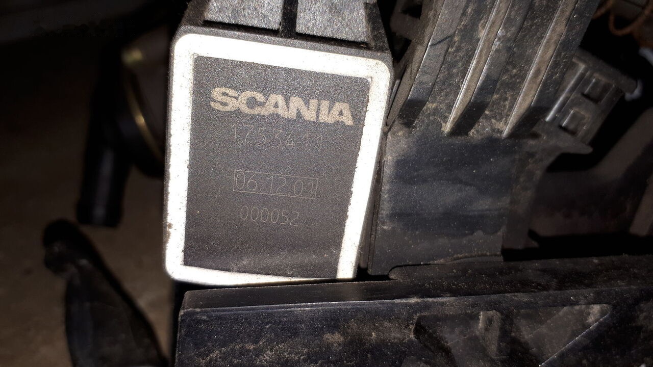 Pedal gaza 1753411 SCANIA 5-y serii - Pedal för Buss: bild 4 Pedal gaza 1753411 SCANIA 5-y serii - Pedal för Buss: bild 4