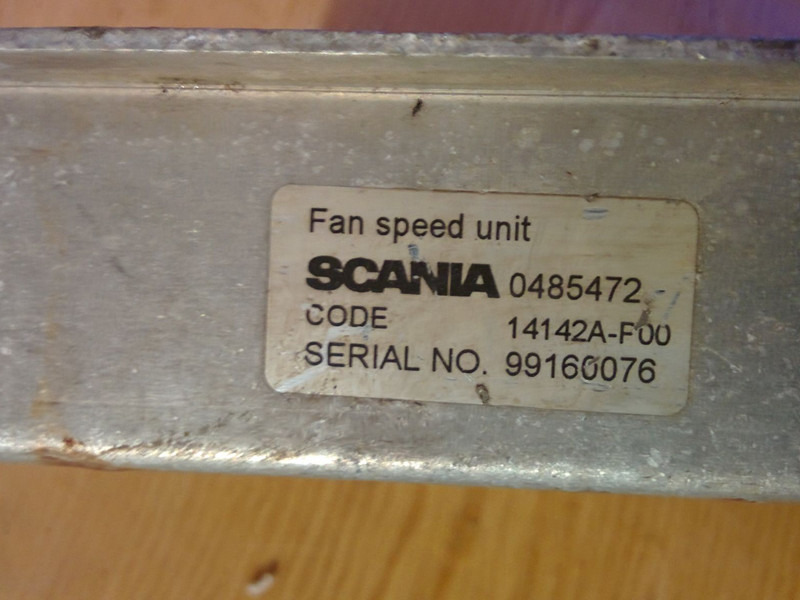 Scania 0485472. 458460 . 0881801800 - Kontrollenhet: bild 1 Scania 0485472. 458460 . 0881801800 - Kontrollenhet: bild 1