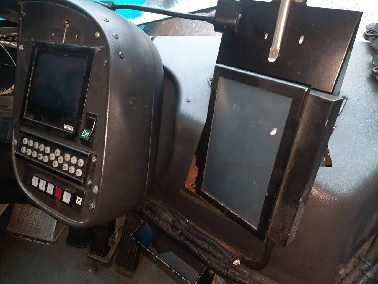 Ny Hytt och interiör för Buss Volvo Video system x-dmr 8 R8 Compact RJ45: bild 10