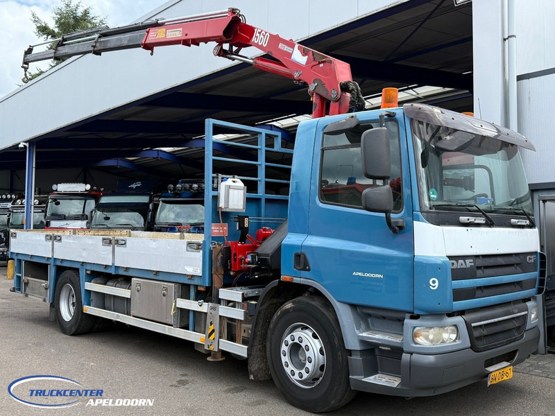 DAF CF 75.310 Manuel, Steel springs, HMF 1560 K3 - Flakbil, Kranbil: bild 1 DAF CF 75.310 Manuel, Steel springs, HMF 1560 K3 - Flakbil, Kranbil: bild 1