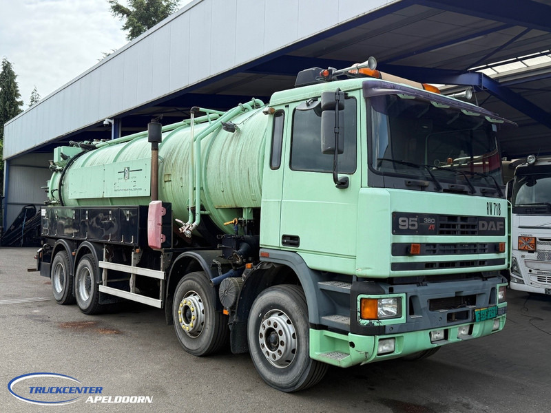 DAF XF 95.360 20400 Liter, 8x4 Steel springs - Sugbil: bild 1 DAF XF 95.360 20400 Liter, 8x4 Steel springs - Sugbil: bild 1