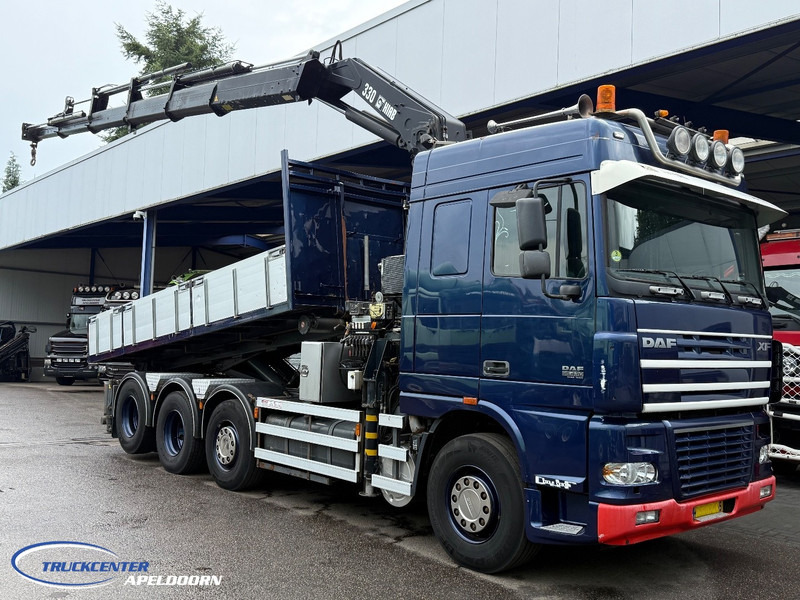 DAF XF 95.430 HIAB 330-5, 8x2 - Containerbil/ Växelflak lastbil, Kranbil: bild 1 DAF XF 95.430 HIAB 330-5, 8x2 - Containerbil/ Växelflak lastbil, Kranbil: bild 1