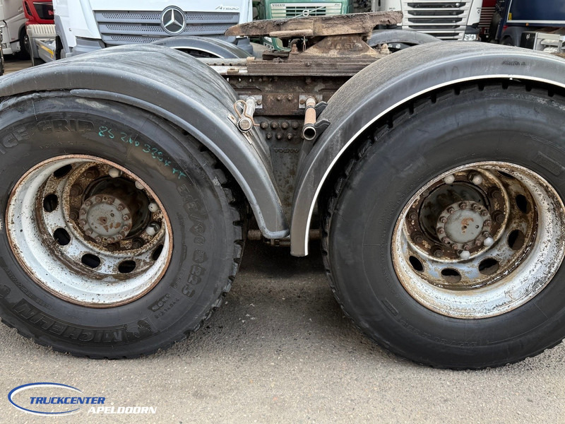 Volvo FH 12 - 420 6x4, Handgeschakeld, Euro 2, Hydrauliek - Dragbil: bild 5 Volvo FH 12 - 420 6x4, Handgeschakeld, Euro 2, Hydrauliek - Dragbil: bild 5