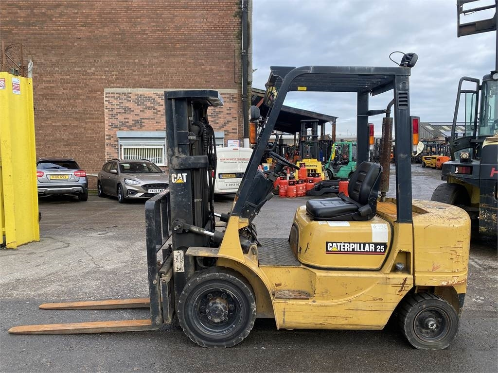 CAT DP25K - Dieseltruck: bild 1 CAT DP25K - Dieseltruck: bild 1
