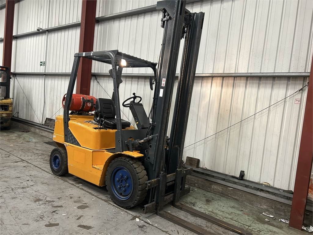 Daewoo G25E-3 - Gasoltruck: bild 4 Daewoo G25E-3 - Gasoltruck: bild 4