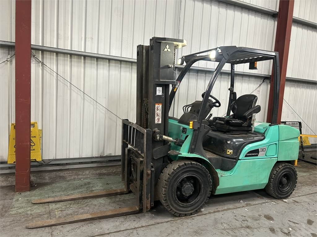 Mitsubishi FD30NT - Dieseltruck: bild 2 Mitsubishi FD30NT - Dieseltruck: bild 2