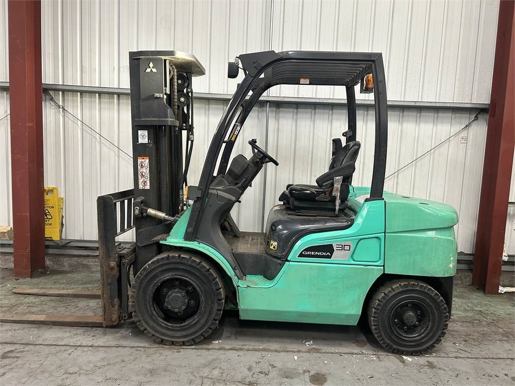 Mitsubishi FD30NT - Dieseltruck: bild 1 Mitsubishi FD30NT - Dieseltruck: bild 1