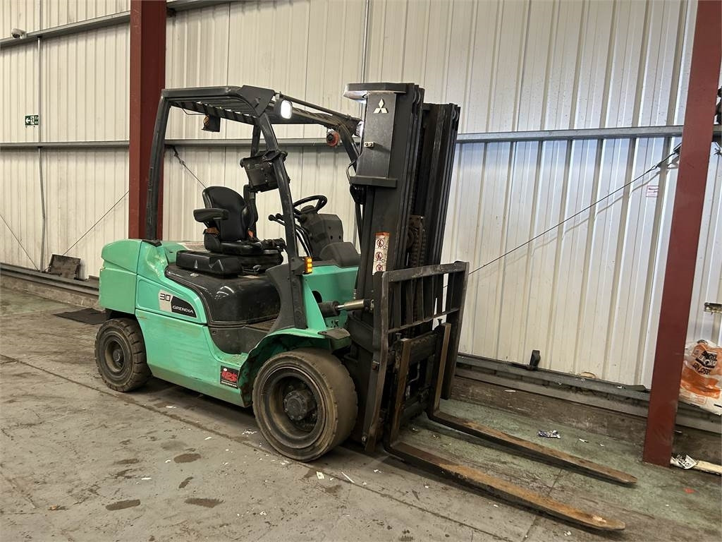 Mitsubishi FD30NT - Dieseltruck: bild 4 Mitsubishi FD30NT - Dieseltruck: bild 4