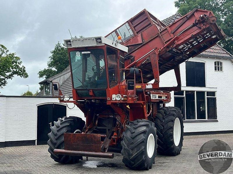 Hesston 7730 - Lantbruksmaskiner: bild 2 Hesston 7730 - Lantbruksmaskiner: bild 2