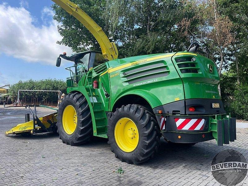 John Deere 8400 - Lantbruksmaskiner: bild 4 John Deere 8400 - Lantbruksmaskiner: bild 4