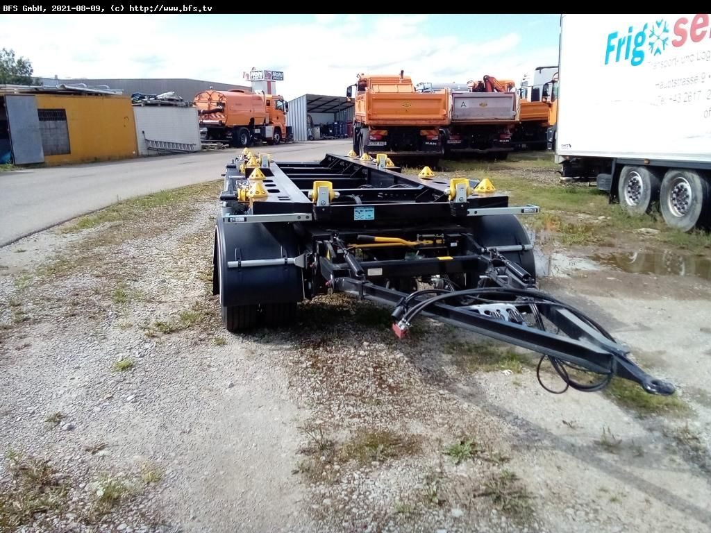 Hüffermann Vario-Carrier HMA 2424 ZB 3-Achs für Absetzmulde - Lastväxlarsläp/ Liftdumpersläp: bild 1 Hüffermann Vario-Carrier HMA 2424 ZB 3-Achs für Absetzmulde - Lastväxlarsläp/ Liftdumpersläp: bild 1