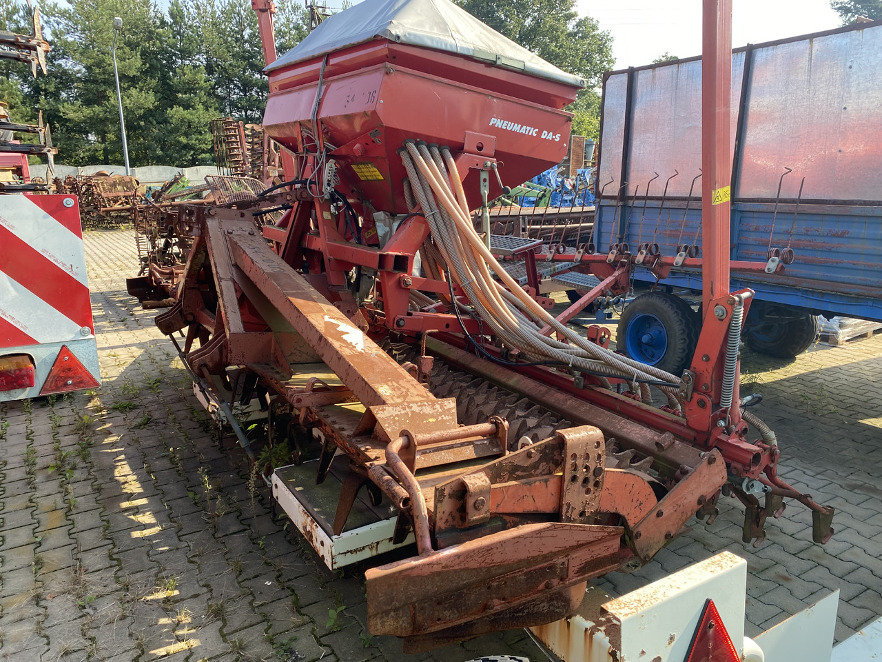 Kverneland ACCORD Pneumatic DA-S KUHN + Kuhn 4.50m - Kombisåmaskin: bild 3 Kverneland ACCORD Pneumatic DA-S KUHN + Kuhn 4.50m - Kombisåmaskin: bild 3