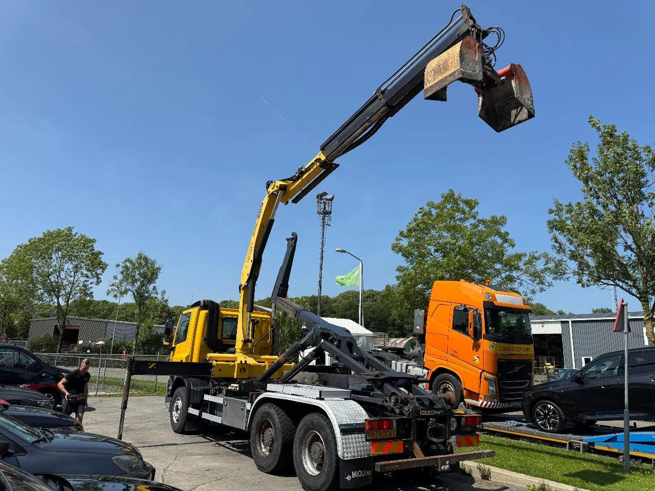 DAF CF 85.410 6X4 - EURO 5 + PALFINGER PK15500 + REM - Lastväxlare lastbil, Kranbil: bild 4 DAF CF 85.410 6X4 - EURO 5 + PALFINGER PK15500 + REM - Lastväxlare lastbil, Kranbil: bild 4