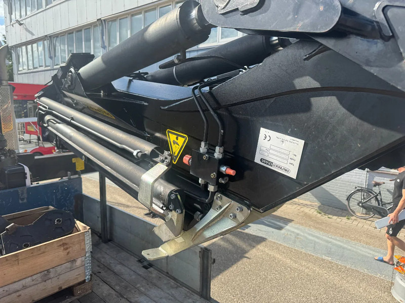 DAF CF 85.410 8X2 EURO 5 PALFINGER PK60002 + FLY JIB + REMOTE + TWISTLOCKS - Flakbil, Kranbil: bild 5 DAF CF 85.410 8X2 EURO 5 PALFINGER PK60002 + FLY JIB + REMOTE + TWISTLOCKS - Flakbil, Kranbil: bild 5