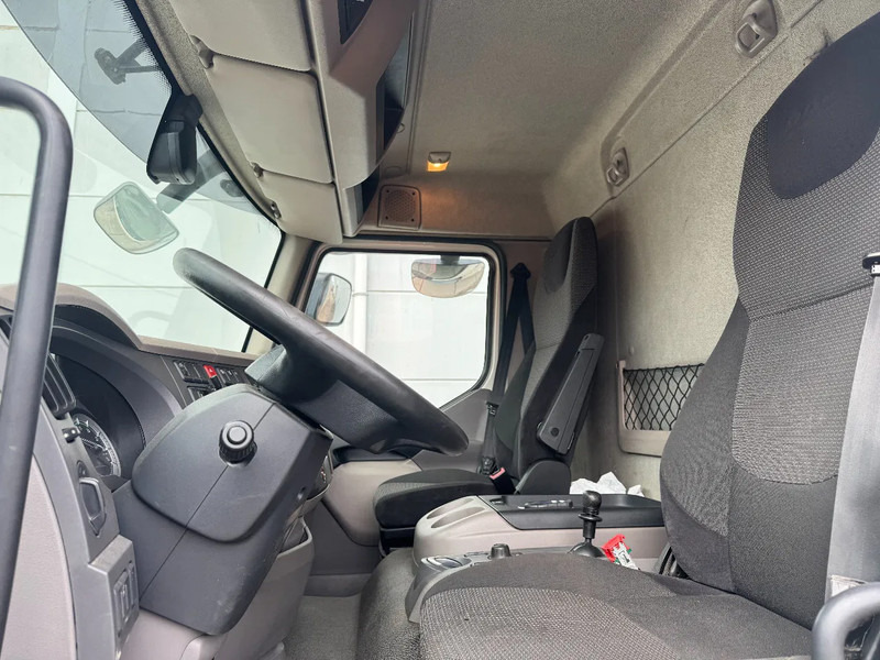 Lastbil med skåp DAF LF 320 4X2 EURO 6 DHOLLANDIA LIFT BOX: bild 14