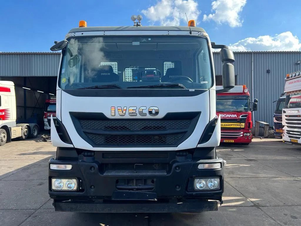 Iveco Stralis 310 PALFINGER PK14002 - MOTOR DEFECT - Flakbil, Kranbil: bild 2 Iveco Stralis 310 PALFINGER PK14002 - MOTOR DEFECT - Flakbil, Kranbil: bild 2