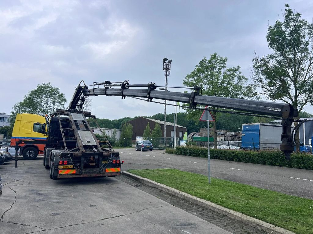 MAN TGS 35.440 8X2-4 + HIAB 220C-5 REMOTE + CABLE LI - Lastväxlare lastbil: bild 5 MAN TGS 35.440 8X2-4 + HIAB 220C-5 REMOTE + CABLE LI - Lastväxlare lastbil: bild 5