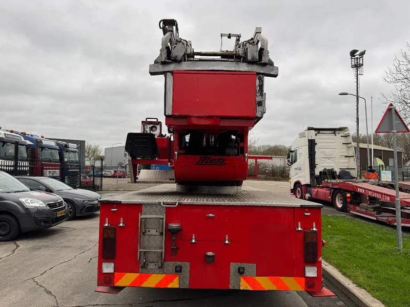 Scania P82 4X2 - FIRE TRUCK - 30M LIFT - Släck/ Räddningsvagn: bild 5 Scania P82 4X2 - FIRE TRUCK - 30M LIFT - Släck/ Räddningsvagn: bild 5