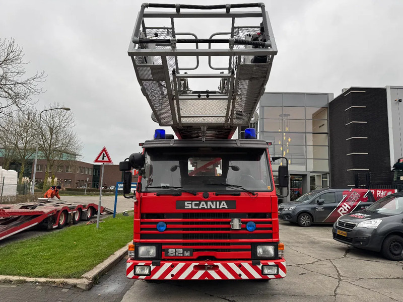 Scania P82 4X2 - FIRE TRUCK - 30M LIFT - Släck/ Räddningsvagn: bild 2 Scania P82 4X2 - FIRE TRUCK - 30M LIFT - Släck/ Räddningsvagn: bild 2