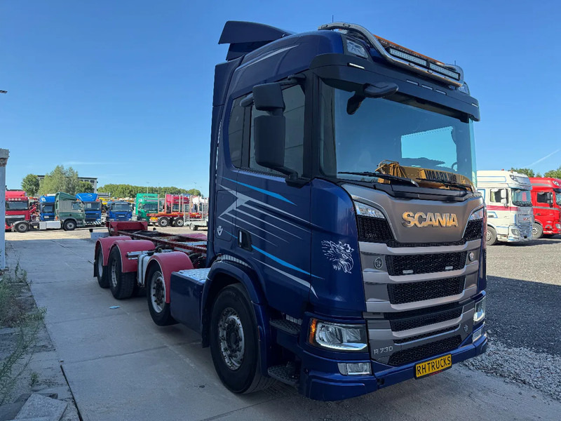 Scania R730 V8 8X4 EURO 6 HUB REDUCTION RETARDER - Chassi lastbil: bild 3 Scania R730 V8 8X4 EURO 6 HUB REDUCTION RETARDER - Chassi lastbil: bild 3