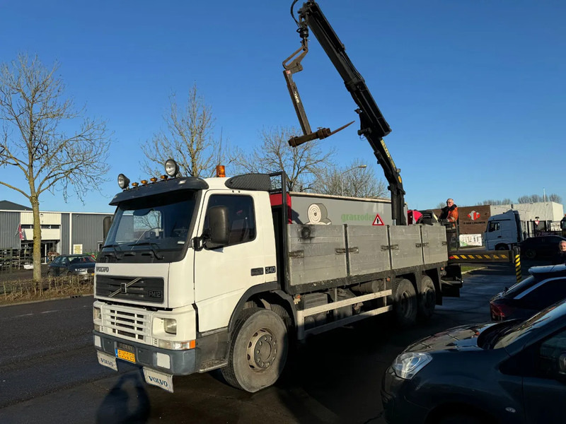 Volvo FM 12.340 6X2 - EURO 3 + PALFINGER PK15002 + LIFT/STEERING AXLE - Flakbil, Kranbil: bild 1 Volvo FM 12.340 6X2 - EURO 3 + PALFINGER PK15002 + LIFT/STEERING AXLE - Flakbil, Kranbil: bild 1