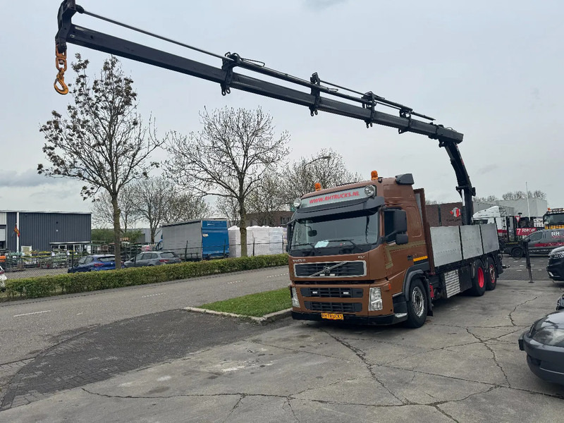 Volvo FM 500 6X2 EURO 5 HIAB 211 EP5 + REMOTE CONTROL - Flakbil, Kranbil: bild 1 Volvo FM 500 6X2 EURO 5 HIAB 211 EP5 + REMOTE CONTROL - Flakbil, Kranbil: bild 1