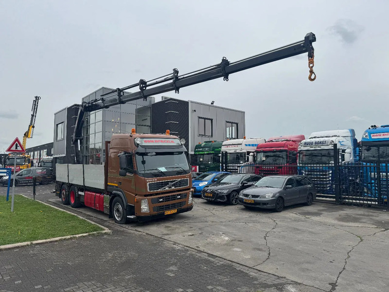 Volvo FM 500 6X2 EURO 5 HIAB 211 EP5 + REMOTE CONTROL - Kranbil: bild 1 Volvo FM 500 6X2 EURO 5 HIAB 211 EP5 + REMOTE CONTROL - Kranbil: bild 1