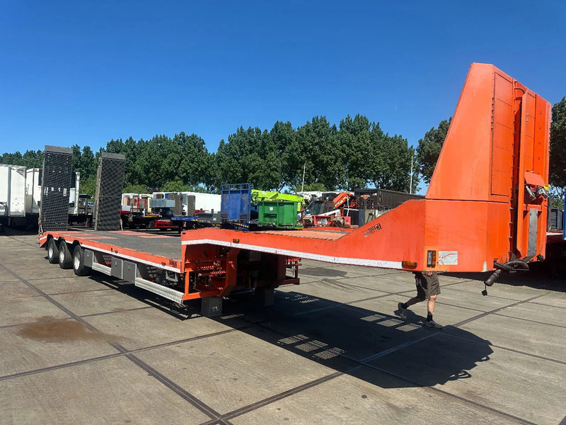 Zanner STL 45, 2 AXLE FORCED STEERING,LIFTING DECK, REMOTE CONTROL, WINCH, DUBBLE HYDRAULIC RAMPS - Låg lastare semitrailer: bild 2 Zanner STL 45, 2 AXLE FORCED STEERING,LIFTING DECK, REMOTE CONTROL, WINCH, DUBBLE HYDRAULIC RAMPS - Låg lastare semitrailer: bild 2