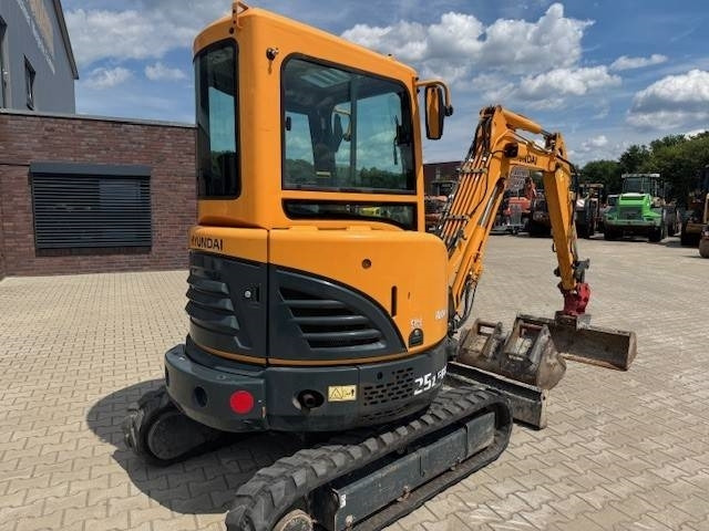 Hyundai R25Z-9 AK - Minigrävmaskin: bild 5 Hyundai R25Z-9 AK - Minigrävmaskin: bild 5